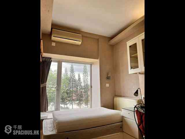 Hung Hom - The Metropolis Residence Block 2 05
