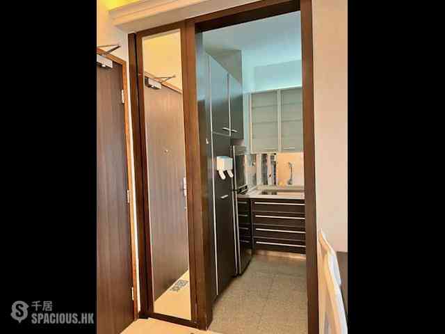 Hung Hom - The Metropolis Residence Block 2 08