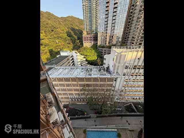Tai Hang - Jardine Summit 03