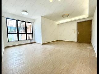 Yau Yat Chuen - Parc Oasis Block 28 08