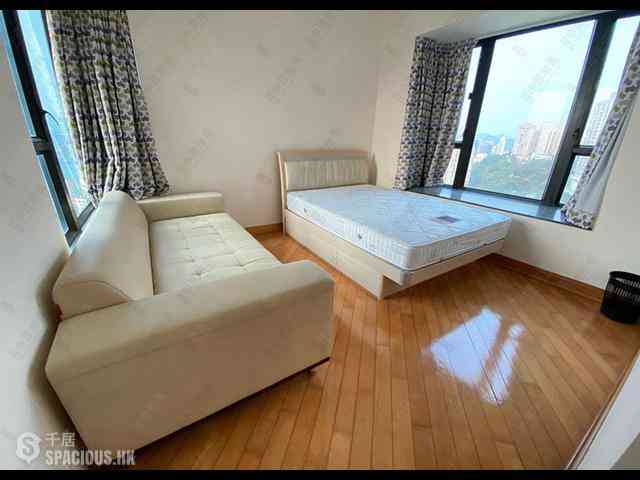 Fortress Hill - Le Sommet Block 1 06