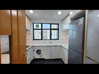 Fortress Hill - Le Sommet Block 1 14