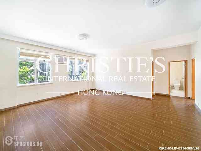 Pok Fu Lam - 18-22, Crown Terrace 03