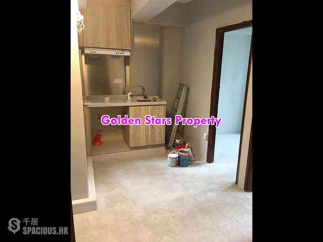 Sai Ying Pun - 54, Second Street 06