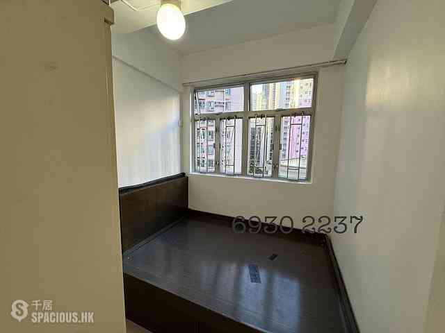 Central - 68 Hollywood Road 03