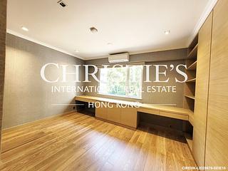 Pok Fu Lam - Scenic Villas 08