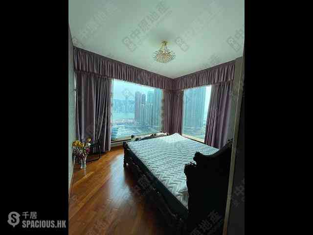 Yau Ma Tei - The Coronation Tower 3 02