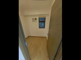 Mid Levels Central - Vantage Park Block 2 03