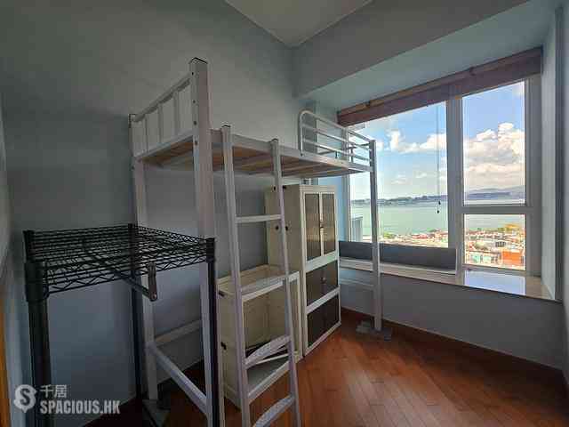 Tung Chung - Coastal Skyline Phase 4 Le Bleu Deux 11