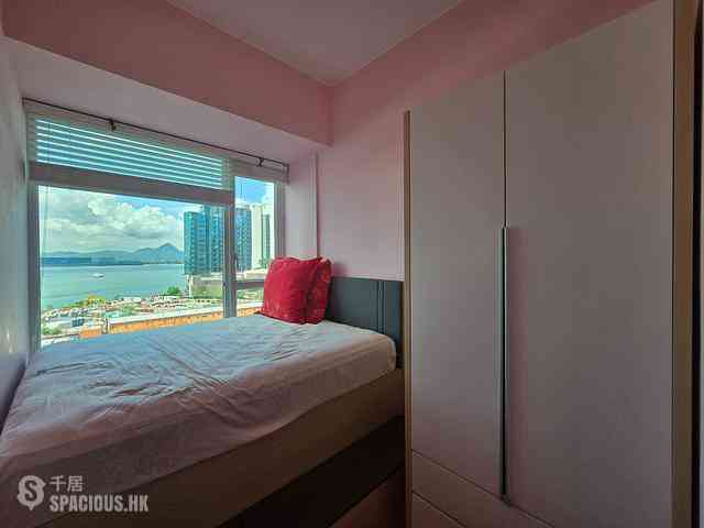 Tung Chung - Coastal Skyline Phase 4 Le Bleu Deux 13