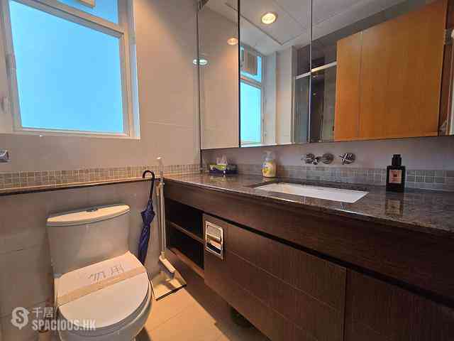 Tung Chung - Coastal Skyline Phase 4 Le Bleu Deux 19