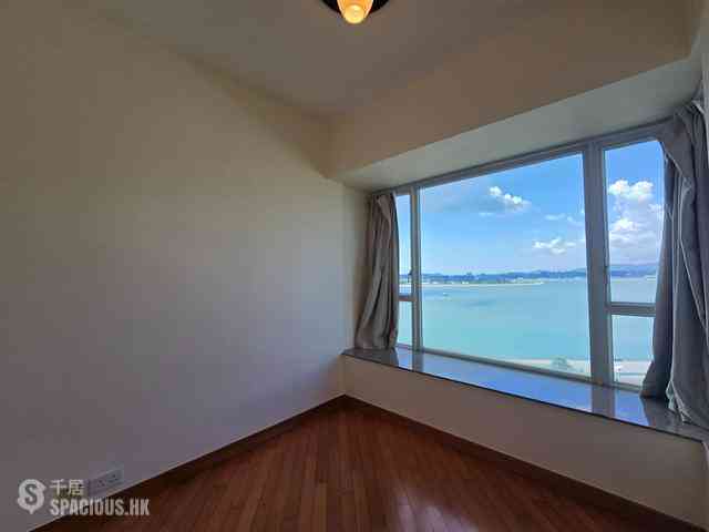 Tung Chung - Coastal Skyline Phase 4 Le Bleu Deux 09