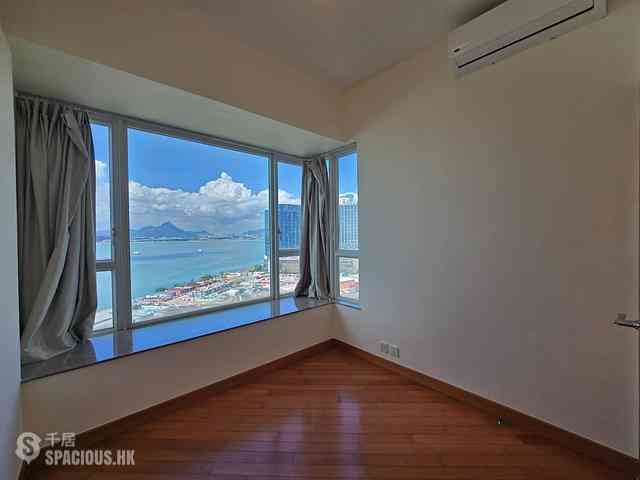 Tung Chung - Coastal Skyline Phase 4 Le Bleu Deux 10