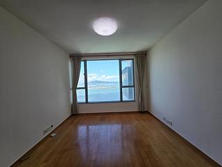 Tung Chung - Seaview Crescent 03