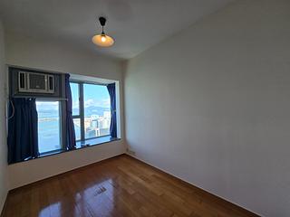 Tung Chung - Seaview Crescent 07