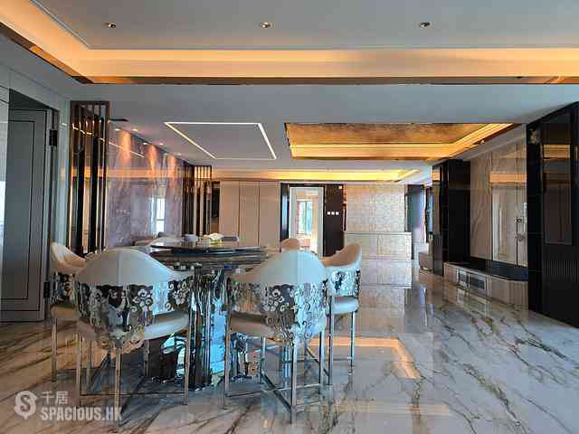 Tung Chung - Caribbean Coast Phase 2 Albany Cove Tower 8 07