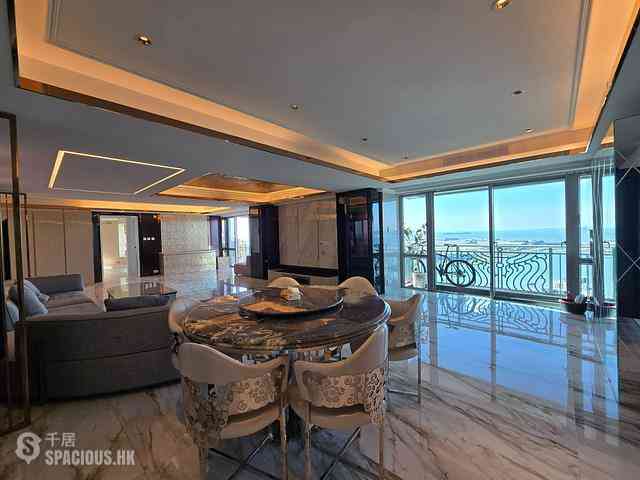 Tung Chung - Caribbean Coast Phase 2 Albany Cove Tower 8 09