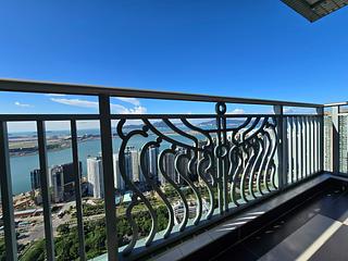Tung Chung - Caribbean Coast Phase 2 Albany Cove Tower 8 12