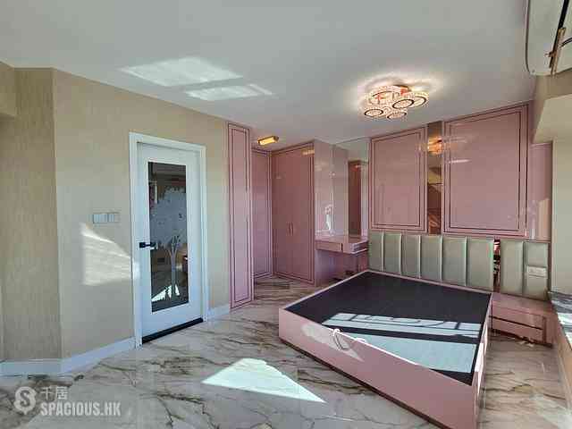 Tung Chung - Caribbean Coast Phase 2 Albany Cove Tower 8 17