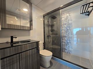 Tung Chung - Caribbean Coast Phase 2 Albany Cove Tower 8 29