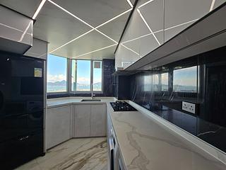 Tung Chung - Caribbean Coast Phase 2 Albany Cove Tower 8 32