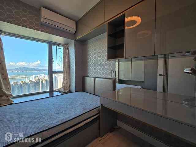 Tung Chung - Caribbean Coast Phase 2 Albany Cove Tower 8 33