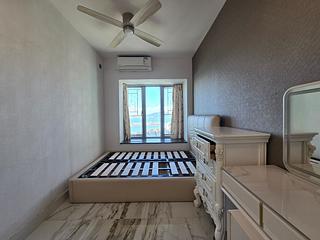 Tung Chung - Caribbean Coast Phase 2 Albany Cove Tower 8 37