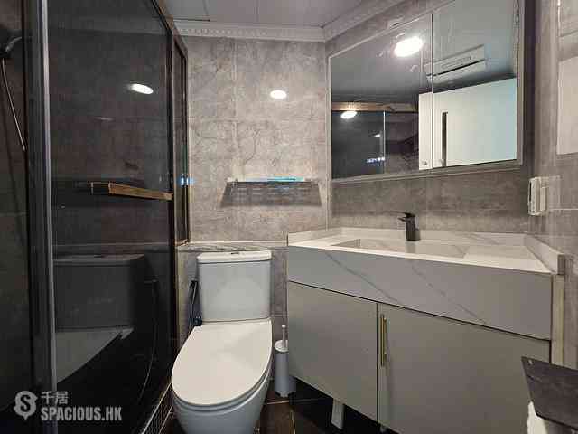 Tung Chung - Caribbean Coast Phase 2 Albany Cove Tower 8 38