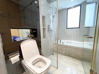 Tung Chung - The Visionary Tower 8 16