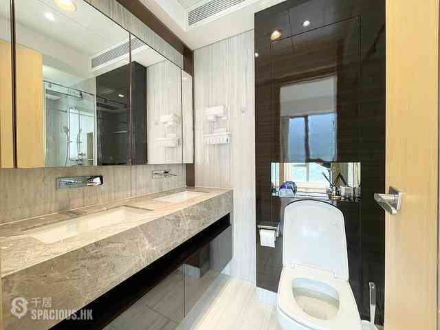 Tung Chung - The Visionary Tower 8 17