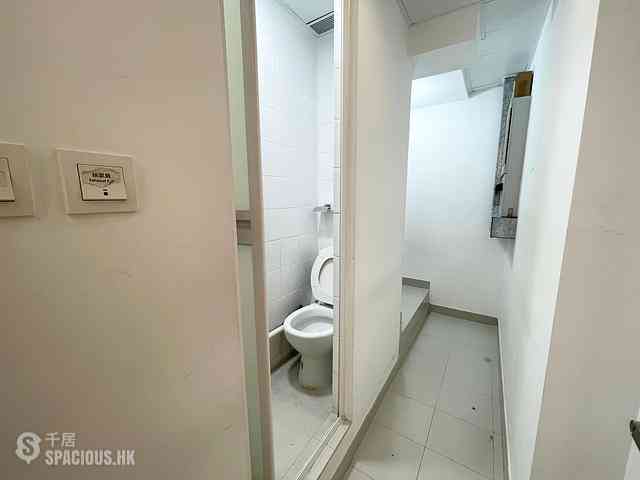 Tung Chung - The Visionary Tower 8 12