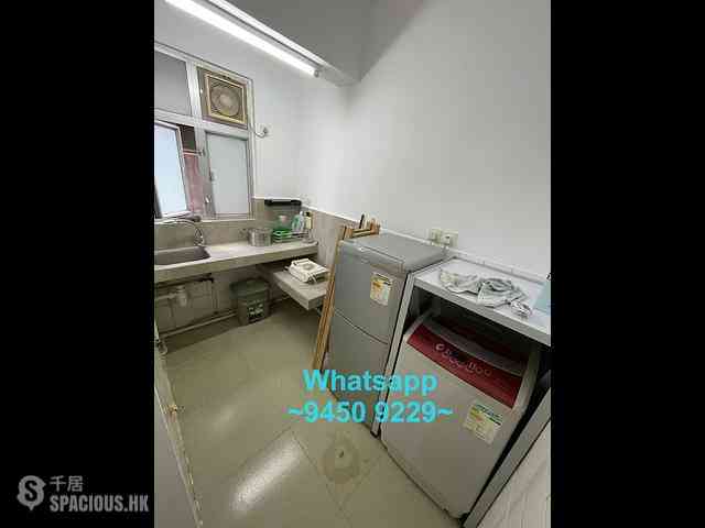 Sheung Wan - Ka Yue Building 05