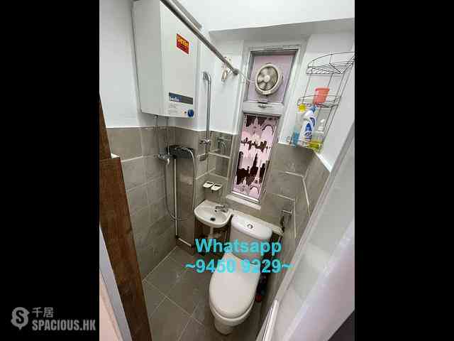 Sheung Wan - Ka Yue Building 06