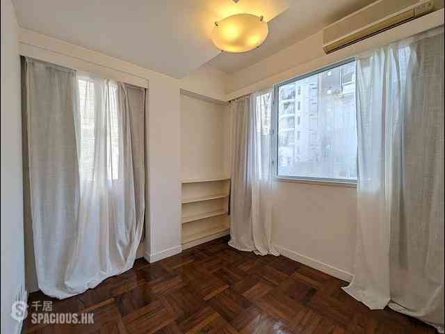 Happy Valley - Fung Woo Building 09