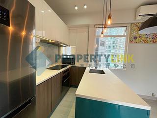 Mid Levels Central - Woodland Court 09