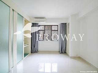 Pok Fu Lam - Baguio Villa Block 17 09