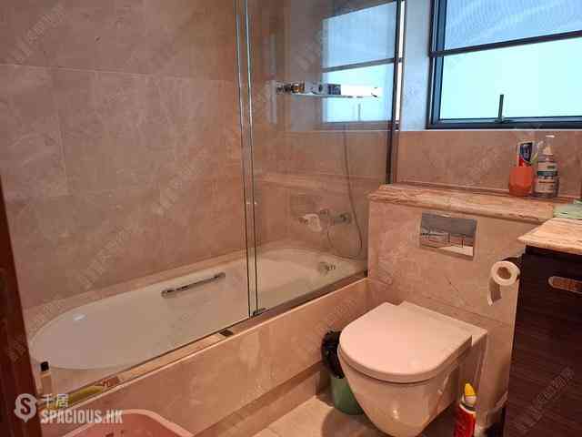 Pak Shek Kok - Providence Bay Phase 1 Tower 6 09