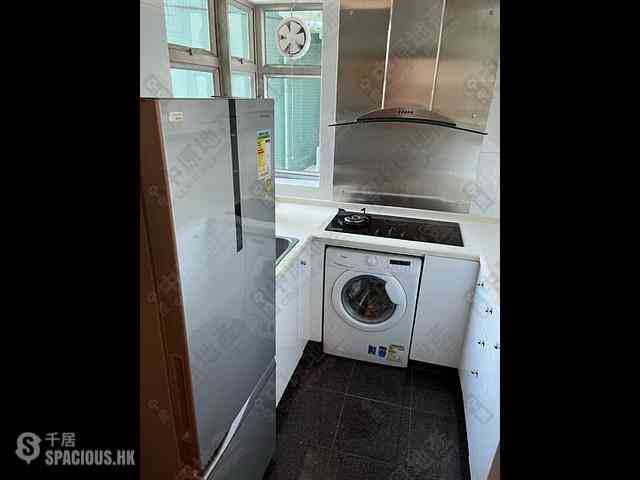 Ap Lei Chau - Sham Wan Towers Block 3 03