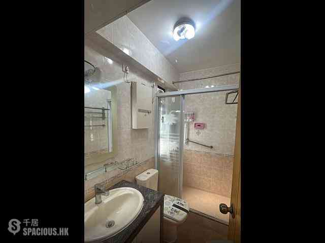 Wan Chai - Kin Lee Building Block B 02