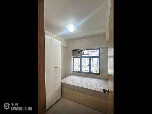 Wan Chai - Kin Lee Building Block B 06