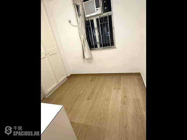 Tai Koo Shing - Tai Koo Shing Sing Fai Terrace Kam Sing Mansion 04