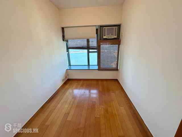 Tung Chung - Seaview Crescent Block 2 12