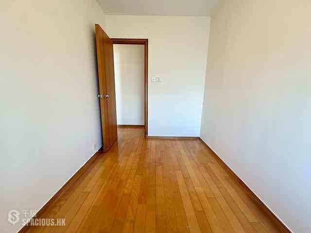 Tung Chung - Seaview Crescent Block 2 13