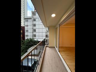 Wan Chai - Phoenix Court Block 5 05