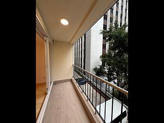 Wan Chai - Phoenix Court Block 5 10