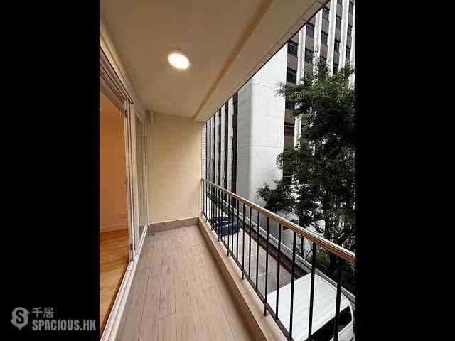 Wan Chai - Phoenix Court Block 5 10