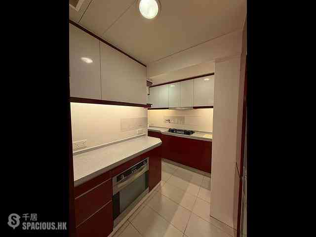 Wan Chai - Phoenix Court Block 5 14