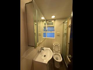 Wan Chai - Phoenix Court Block 5 15