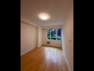 Wan Chai - Phoenix Court Block 5 17