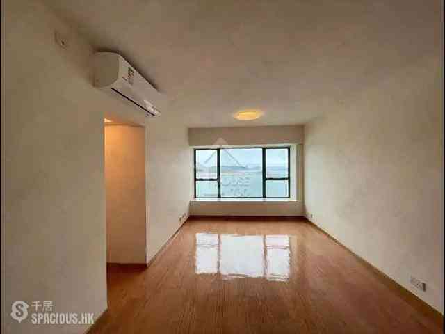 Siu Sai Wan - Island Resort Block 9 04